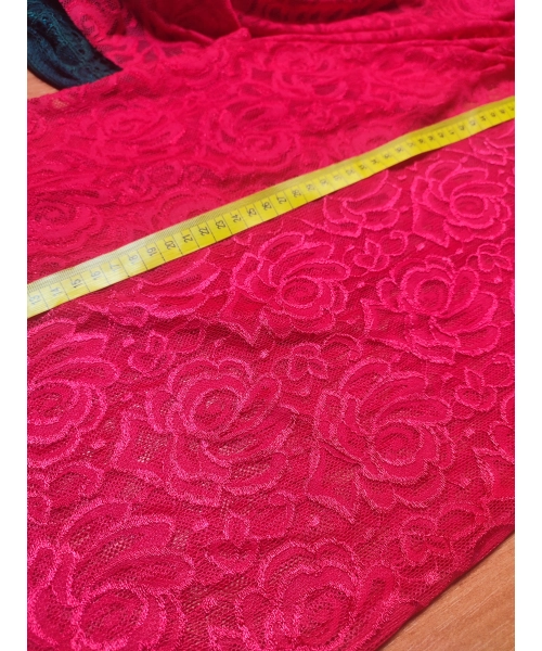 Delikatna elastyczna Koronka tiulowa czerwone kwiaty szer.150cm